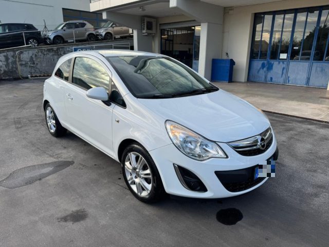 OPEL Corsa usata, con Airbag