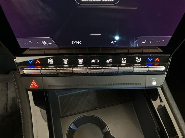 RENAULT Austral usata, con Hill holder