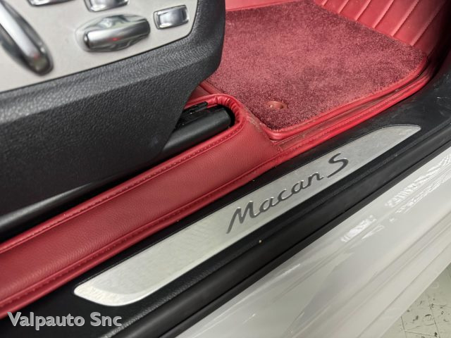 PORSCHE Macan usata, con Sensori di parcheggio posteriori