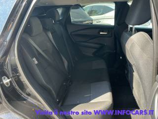 NISSAN Qashqai usata, con Boardcomputer