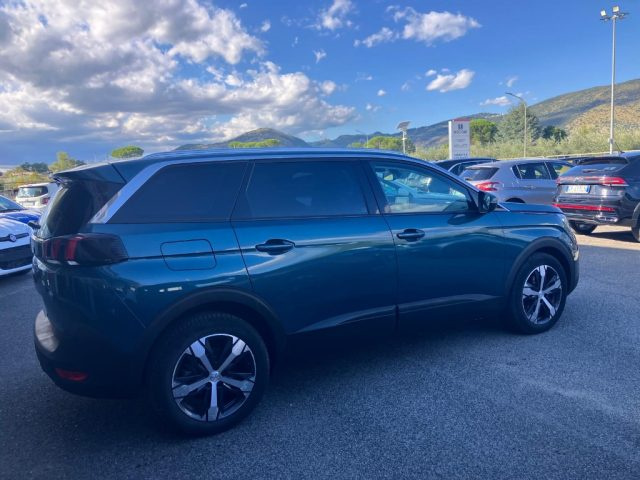 PEUGEOT 5008 usata, con Autoradio