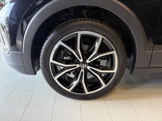 VOLKSWAGEN T-Cross usata, con Park Distance Control