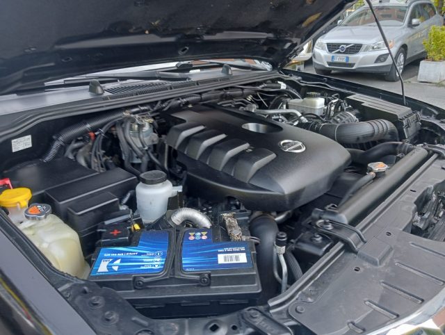 NISSAN Navara usata, con Fendinebbia