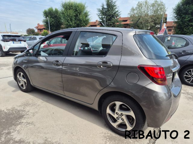 TOYOTA Yaris usata, con Fendinebbia