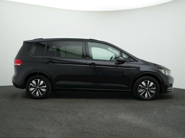 VOLKSWAGEN Touran usata, con Airbag