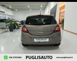 OPEL Corsa usata, con Autoradio