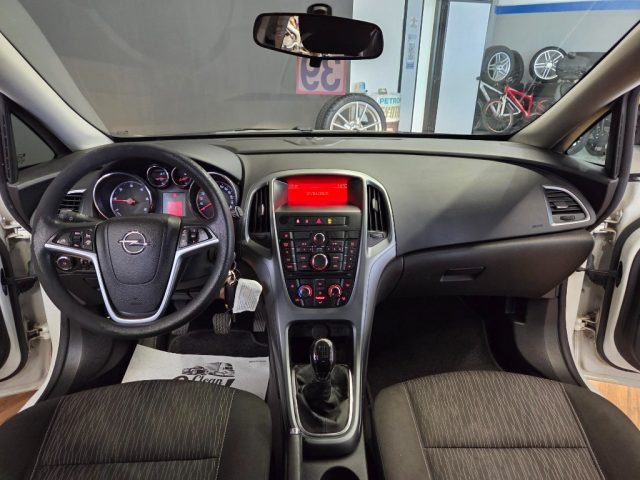 OPEL Astra usata, con Fendinebbia
