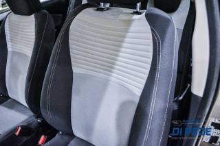 TOYOTA Yaris usata, con Isofix