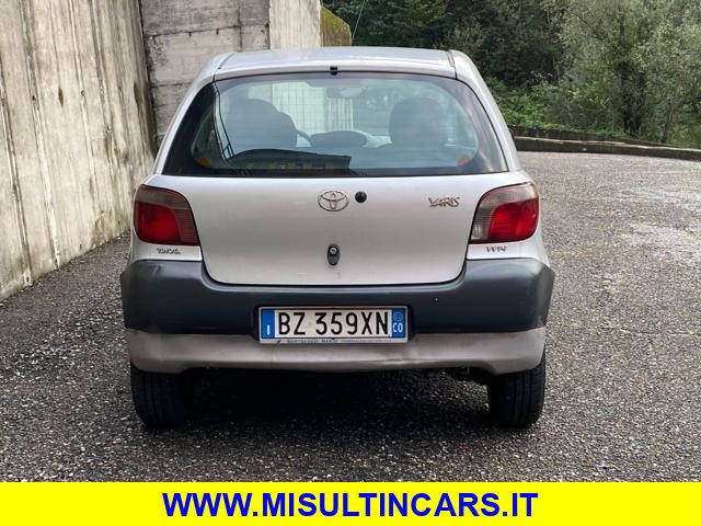 TOYOTA Yaris usata 6