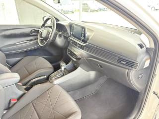 HYUNDAI Bayon usata, con Boardcomputer
