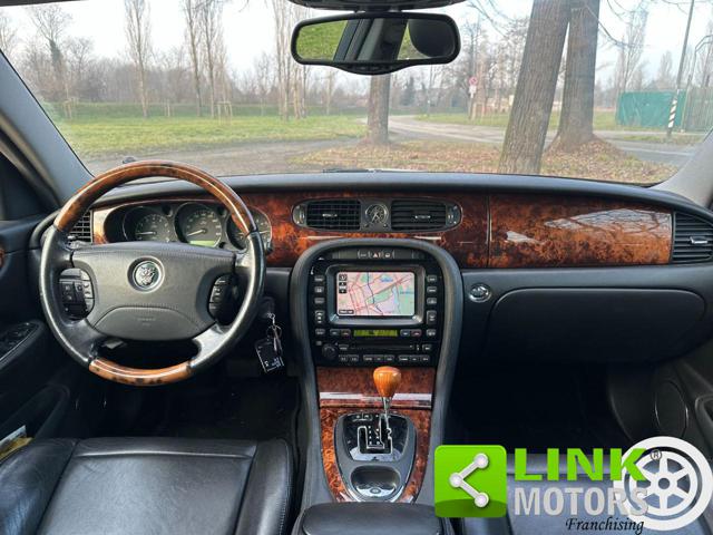 JAGUAR XJ usata, con Interni in pelle