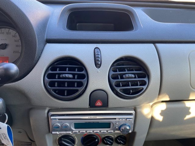 RENAULT Kangoo usata 10