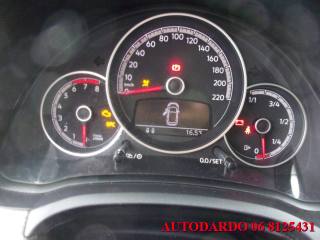 VOLKSWAGEN up! usata, con Specchietti laterali elettrici