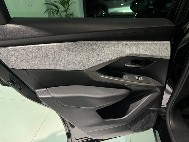 PEUGEOT 3008 usata, con Vetri oscurati