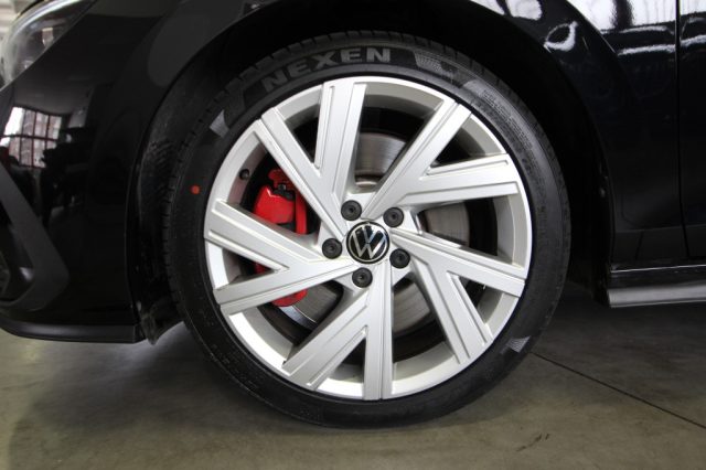VOLKSWAGEN Golf GTI usata, con USB