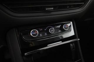 OPEL Grandland usata 11