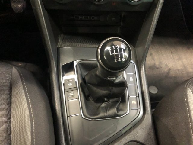 VOLKSWAGEN Tiguan usata, con Bracciolo