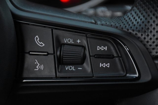 ALFA ROMEO Stelvio usata, con Volante multifunzione