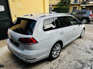 VOLKSWAGEN Golf Variant usata, con Autoradio