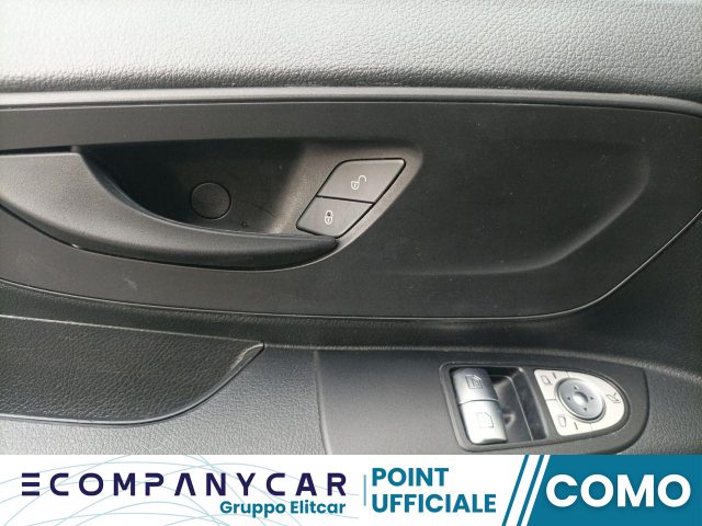 MERCEDES-BENZ Vito usata, con USB