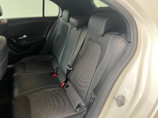 MERCEDES-BENZ A 180 usata, con USB