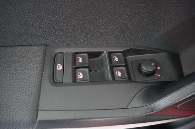 SEAT Arona usata, con Fari LED