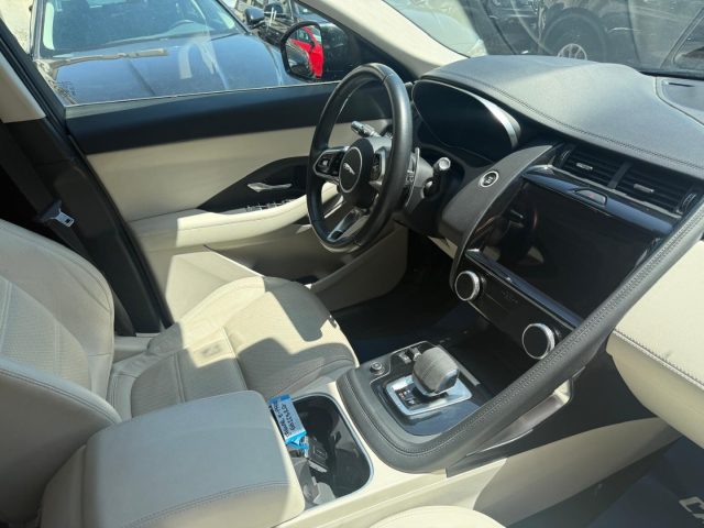JAGUAR E-Pace usata, con Controllo automatico clima