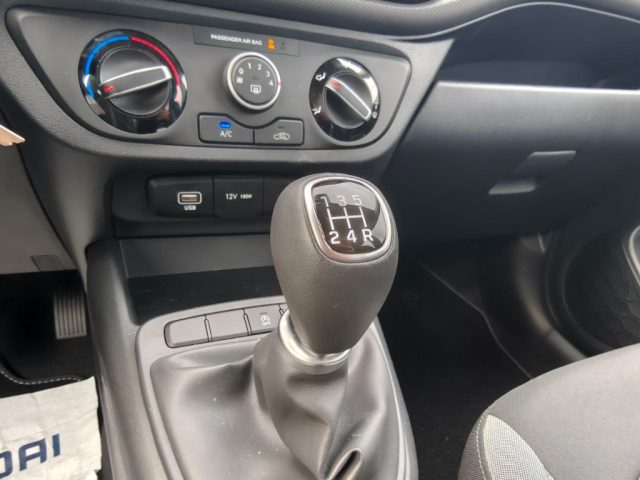 HYUNDAI i10 usata, con Frenata d