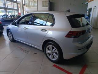 VOLKSWAGEN Golf usata, con Autoradio