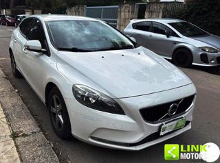 VOLVO V40 Cross Country usata, con Cruise Control
