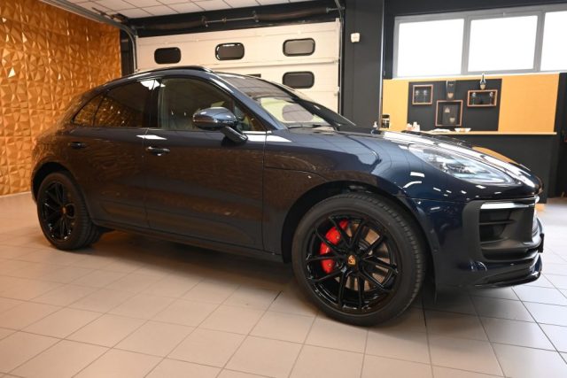 PORSCHE Macan usata 200
