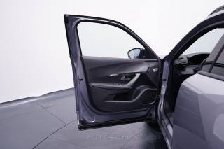 PEUGEOT 2008 usata, con Controllo trazione