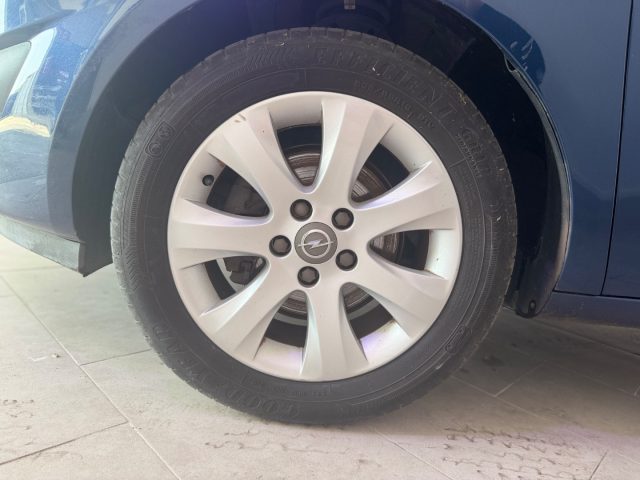 OPEL Meriva usata, con Climatizzatore