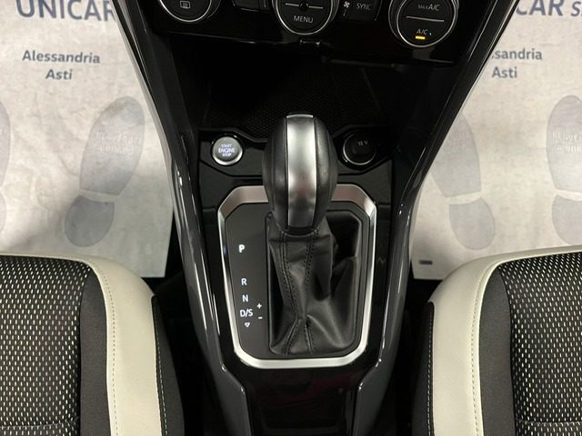 VOLKSWAGEN T-Roc usata, con Luci diurne LED