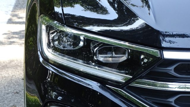 VOLKSWAGEN T-Roc usata, con Controllo vocale