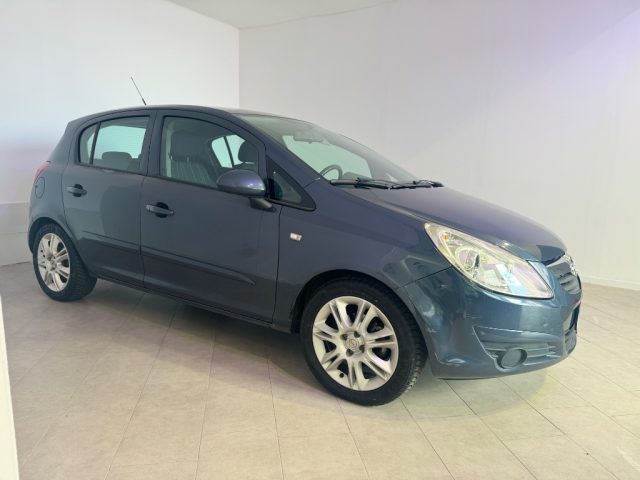OPEL Corsa usata 1
