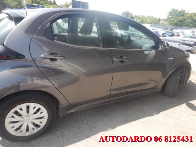 TOYOTA Yaris usata, con Cruise Control