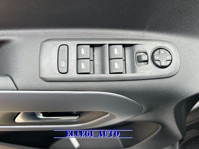 FIAT Doblo usata, con Airbag testa