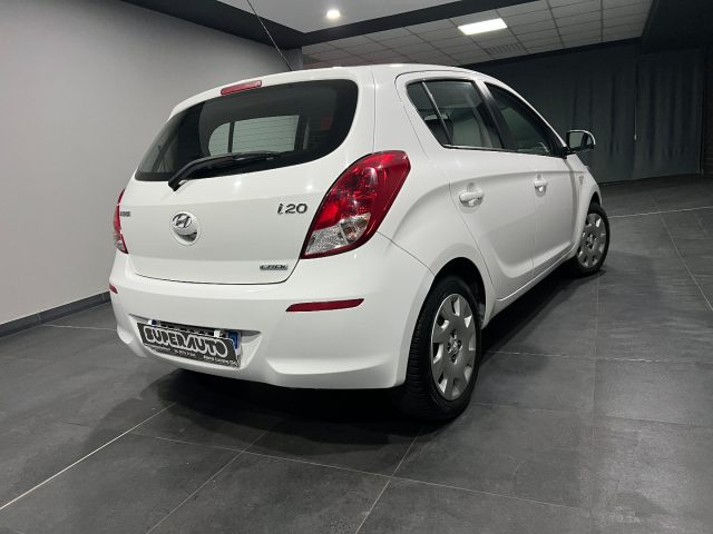 HYUNDAI i20 usata, con Autoradio