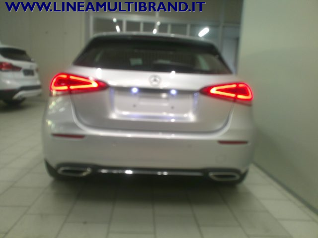 MERCEDES-BENZ A 180 usata, con Sedile posteriore sdoppiato