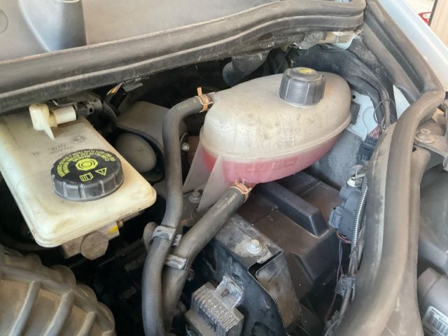 RENAULT Trafic usata, con Gancio traino