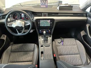 VOLKSWAGEN Passat Variant usata, con Fendinebbia