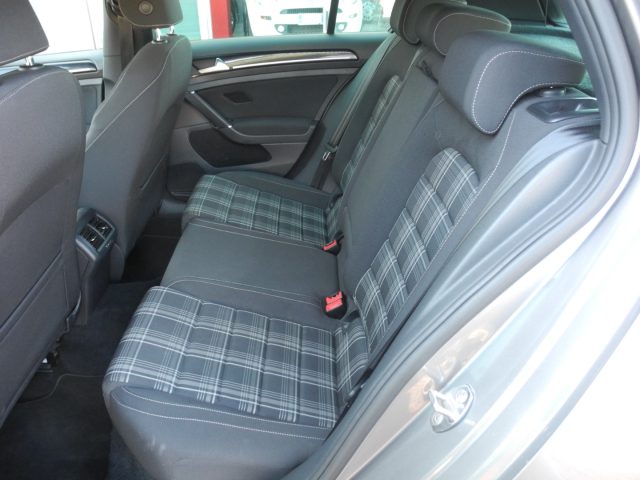 VOLKSWAGEN Golf GTD usata, con Fendinebbia