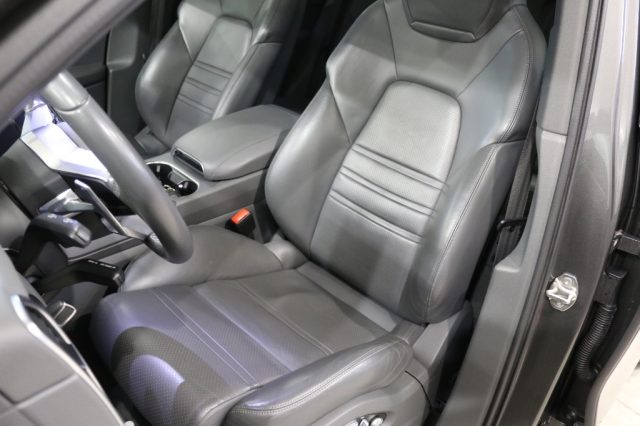 PORSCHE Cayenne usata 18