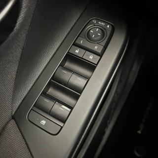 TOYOTA C-HR usata, con Chiusura centralizzata telecomandata