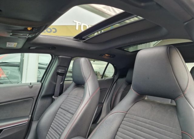 MERCEDES-BENZ GLA 200 usata, con ESP
