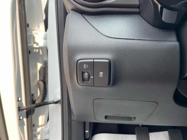 HYUNDAI i10 usata, con Controllo elettronico della corsia