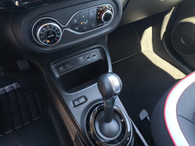 RENAULT Twingo usata 8