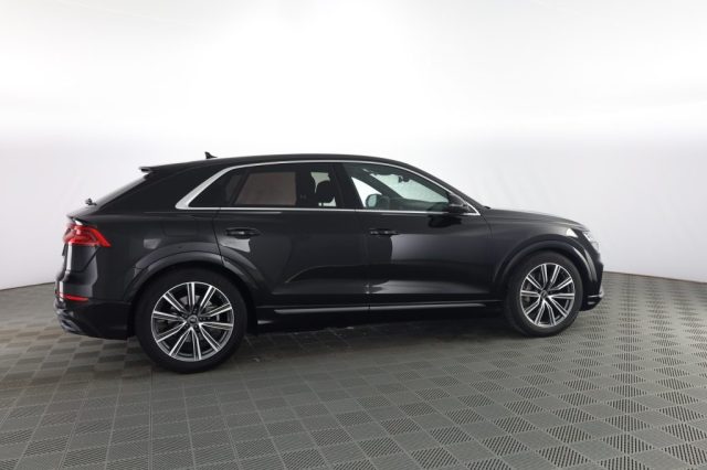 AUDI Q8 usata 2