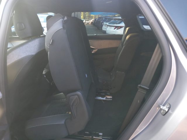 PEUGEOT 5008 usata, con Autoradio digitale